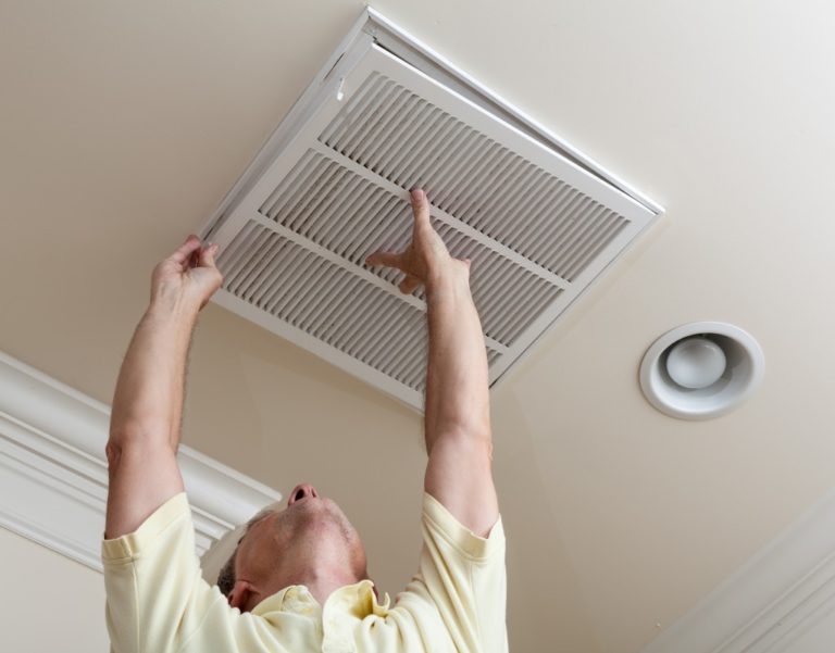 Installing air condtioners