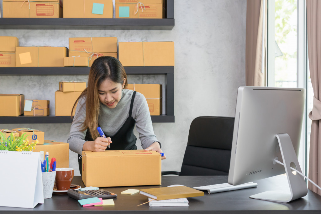 woman with online business